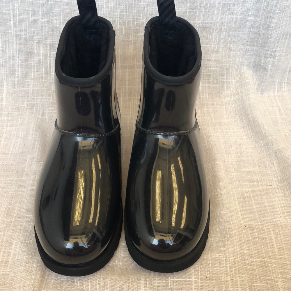 UGG Classic Clear Black Boots